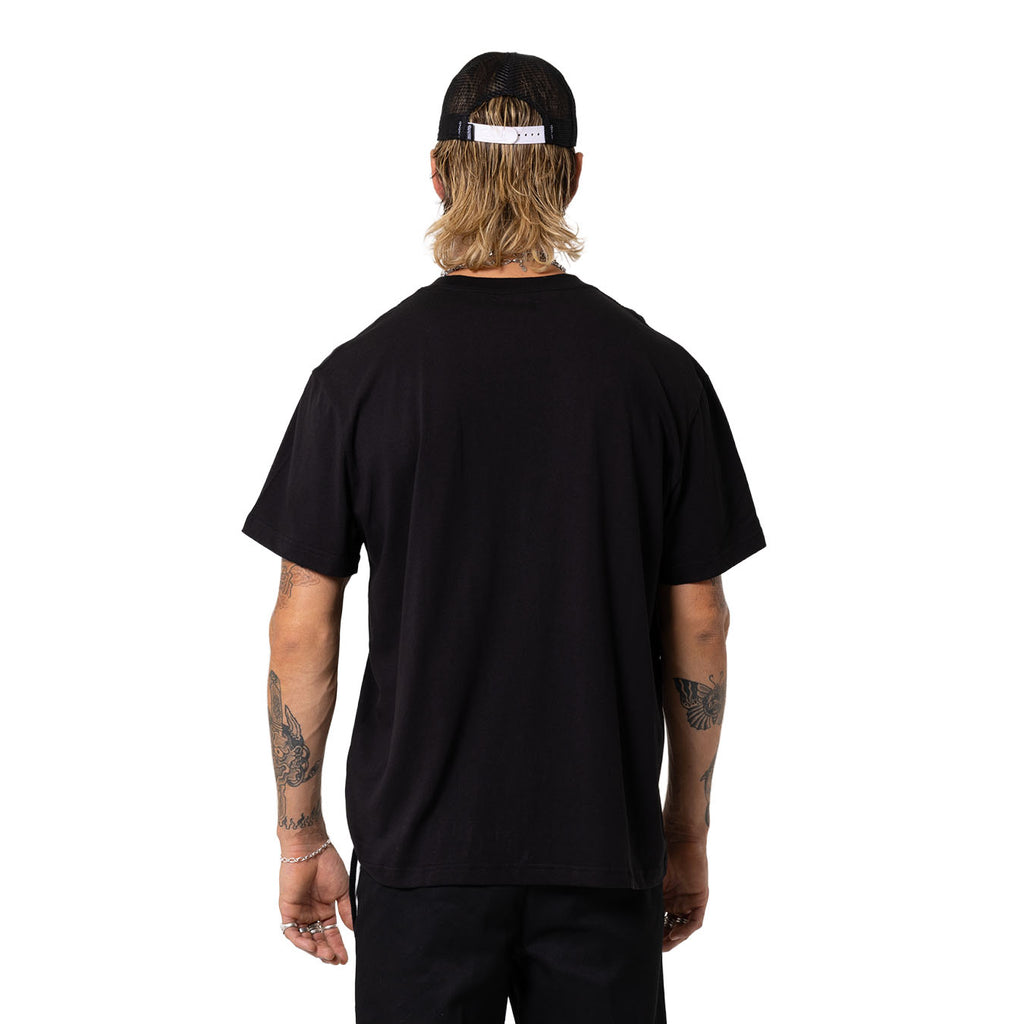 Crack Box Fit Tee