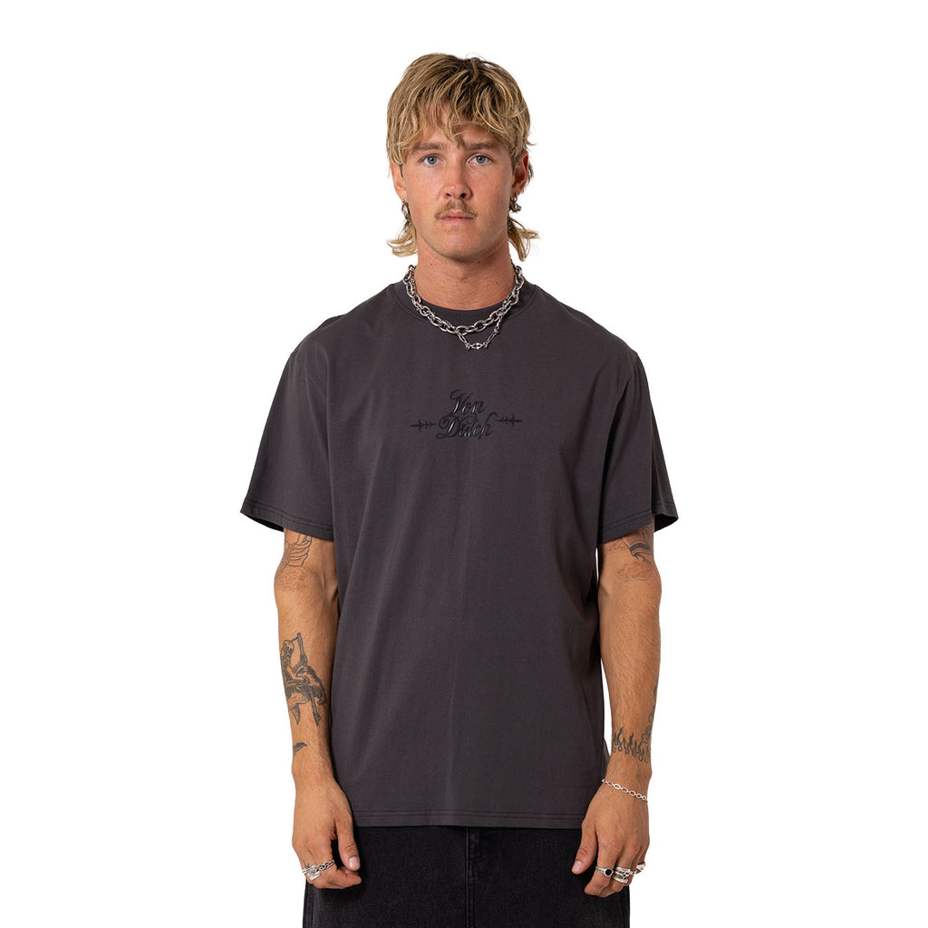 Flying Eye Box Fit Tee
